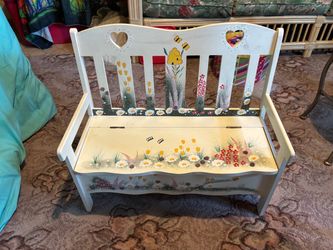 Storage bench - children’s