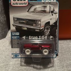 Chase Ultra Red Auto World Muscle Trucks 1986 Chevy Silverado K10 Stepside (10)
