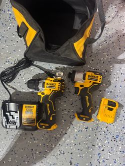 Dewalt 12v Extreme 2 tool kit with 1/4” Impact Driver, 3/8” Drill, 2AH battery, charger and bag NEW