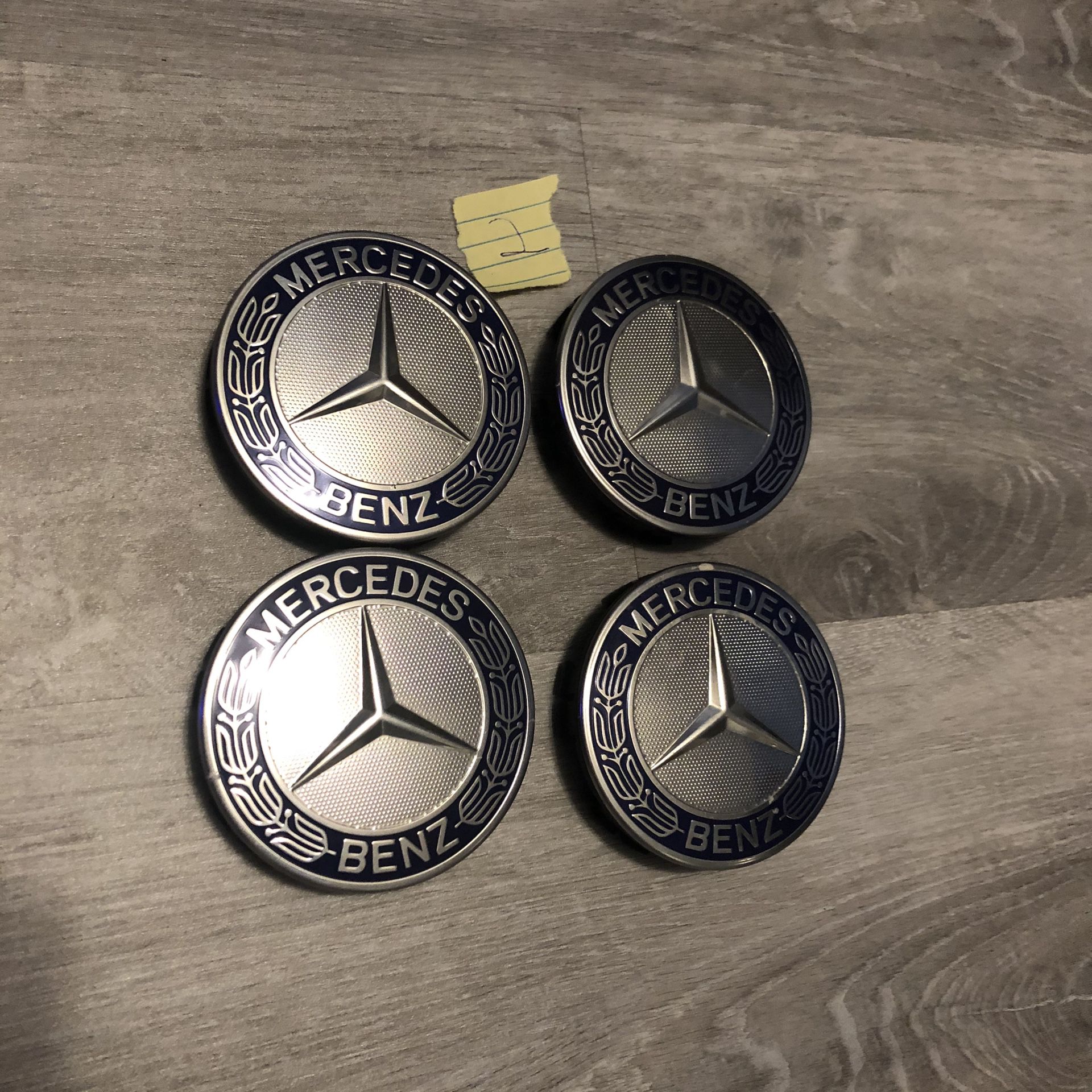 Used Mercedes Benz OEM Center Caps