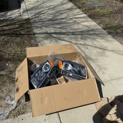 Grand Cherokee Headlights