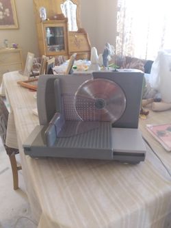 Toastmaster Meat Slicer