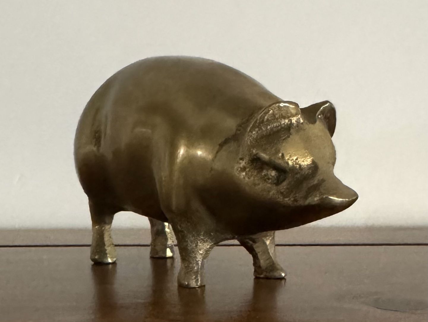 Cute Little 3-1/2” Long Vintage Solid Brass Collectible Pig Figurine Paperweight Farmhouse Decor