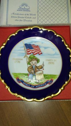 Bi-Centennial Collectors Plate 24K