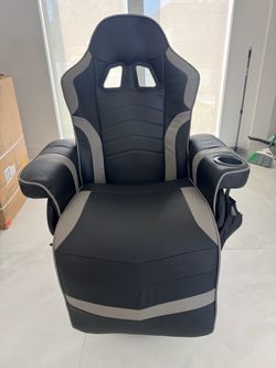 Gaming chair (comfortable)