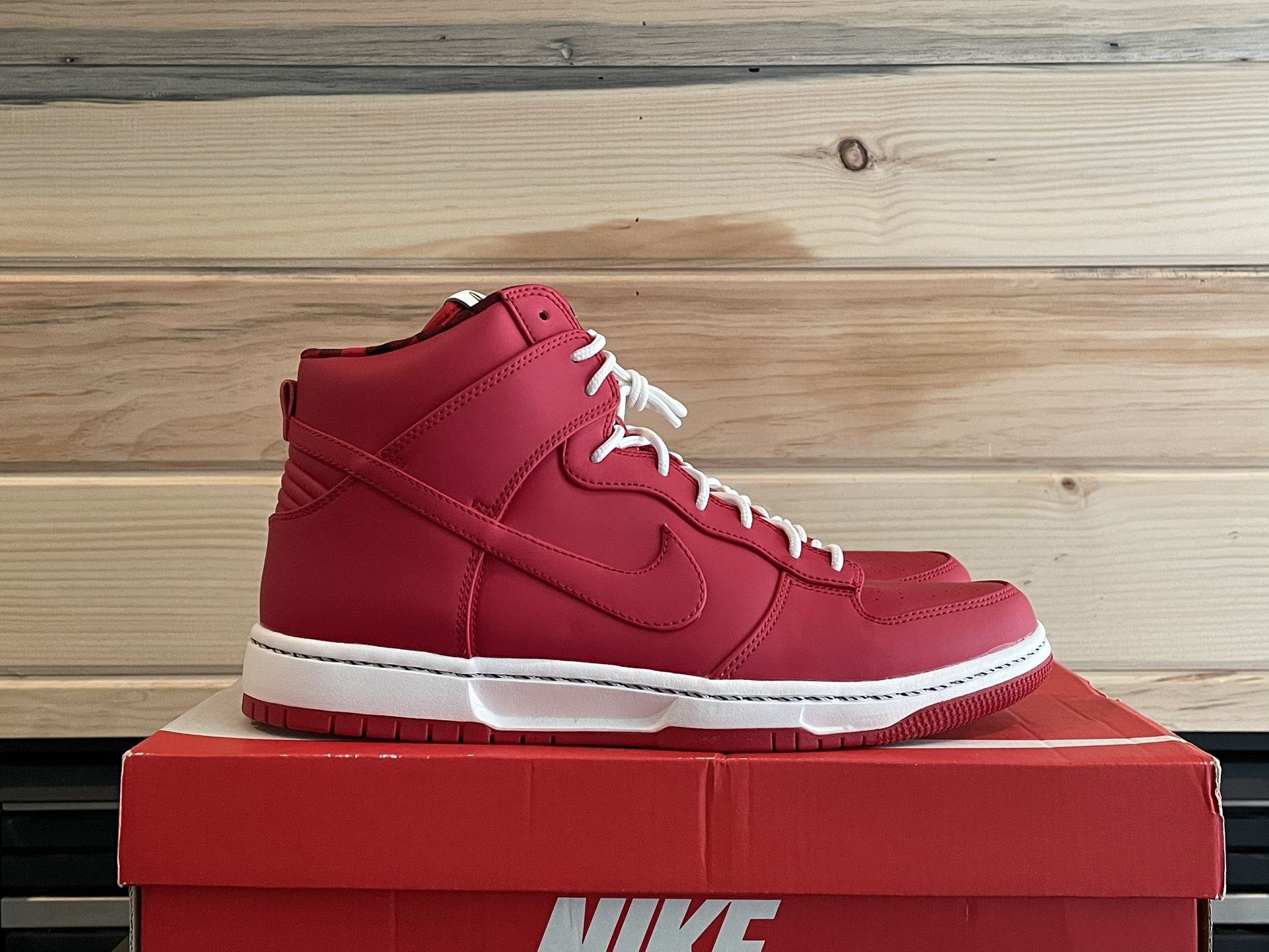 Nike Dunk Ultra ‘Rain Jacket Red’ - Size 10.5