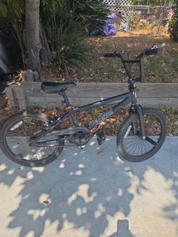 Mongoose 20" bmx bike