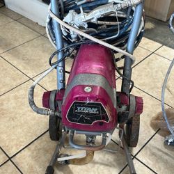 Titan Advantage 200 Paint Sprayer