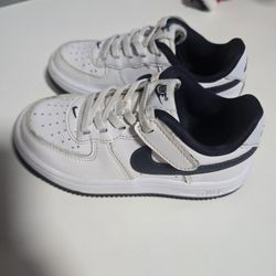 Size 11 Nike Boys