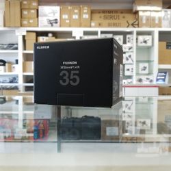 Fujifilm XF 35mm F1.4R