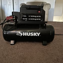 Husky Portable Air Compressor *Excellent Condition*
