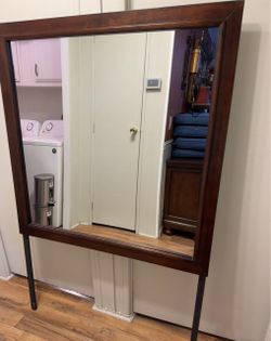 Like new mirror for dresser (read description)