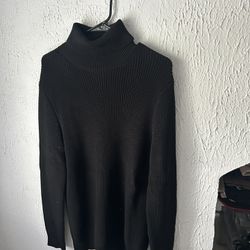 H&M Regular Fit Turtleneck Sweater (Men’s M)