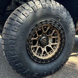 17x9 Commando Lock Off-road Wheels And Tires 285/75/17 Nitto Ridge Grappler 
