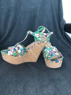 Multicolored Steve Madden Wedges Women’s Size 7 1/2