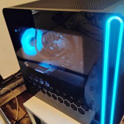 Alienware Aurora  