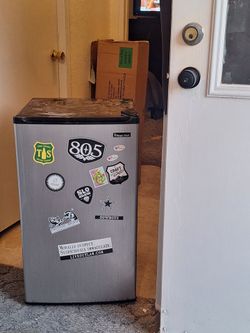 Mini Fridge in excellent working condition.