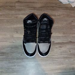Air Jordan 1 Satin Shadow Size 12 Women/10.5 Men Brand New No Box