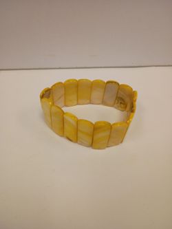 Shell bracelet for women