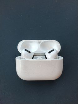 Apple AirPod Pro 1's w/charging case, missing eartips but work perfectly 100% Genuine Apple Product verified