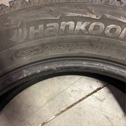 4 Hankook Studded Tires 