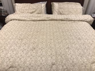 Royal Heritage Home Queen size Luxury comforter set