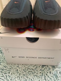 Nike Mind 001 Flyknit Slide