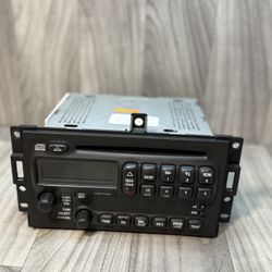 04-08 Pontiac Grand Prix OEM AM/FM CD Player Car Stereo Radio Head Unit No Cords