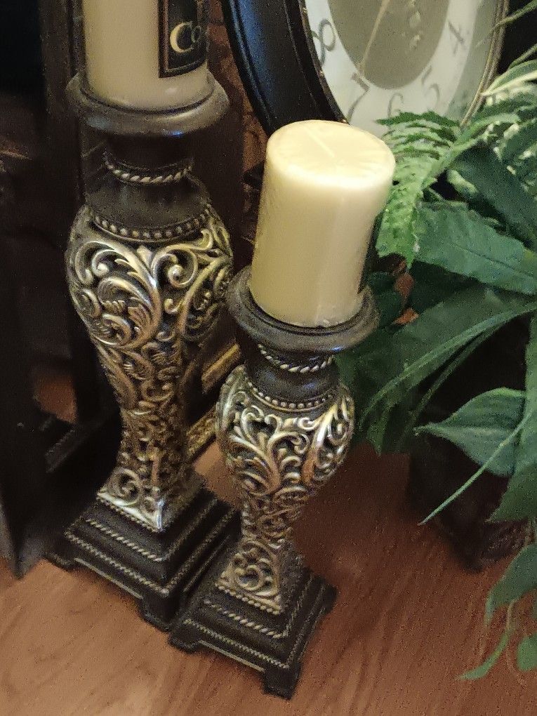 2 Piece Candle Holders