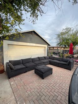 HUGE CLOUD COUCH DUPE ***FREE DELIVERY***