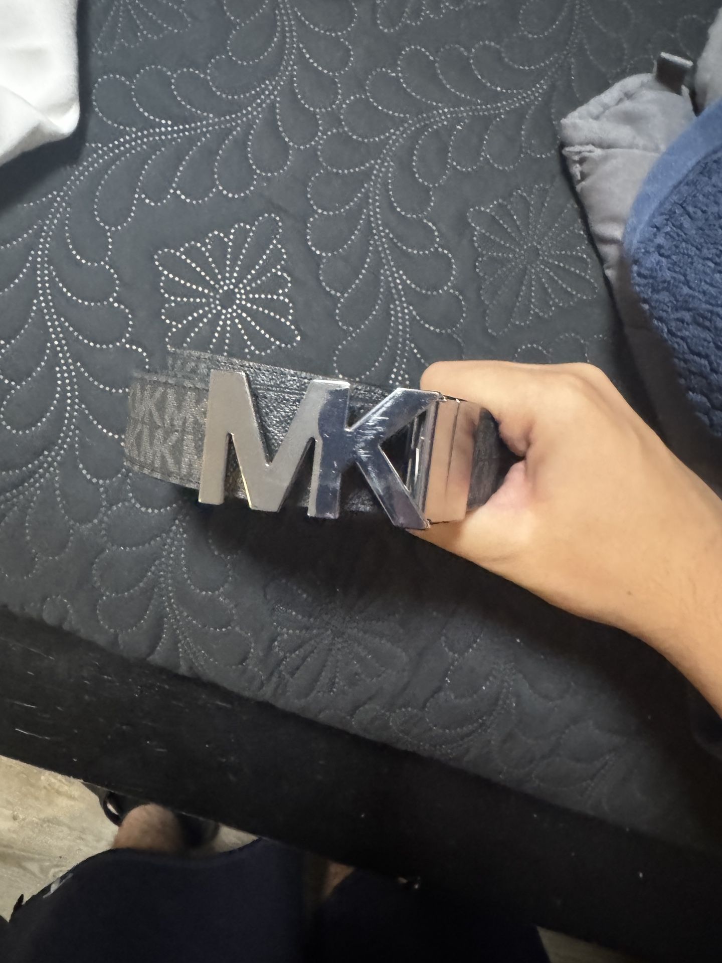 Michael Kors Belt Size 40  Take For 50$