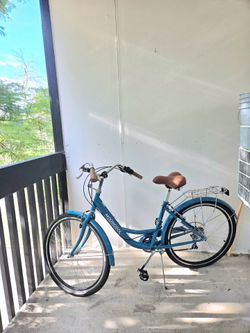 Mooncool Bike with  7 gears - Like New