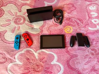 🎮 Nintendo Switch Bundle – Blue & Red Joy-Cons – Refurbished