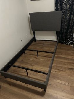 2 gray twin size bed