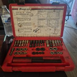 Snap-on 42 Piece Rethreading Set