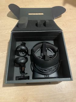 Oculus Rift S (Lenovo) VR Headset + Box – No Working Controllers