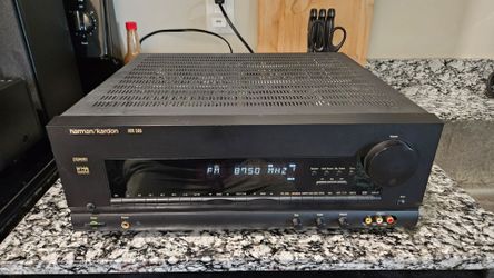 Harman Kardon AVR500 stereo/surround receiver