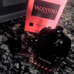Valentino Perfume