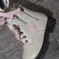 Size 5 Girl Boots
