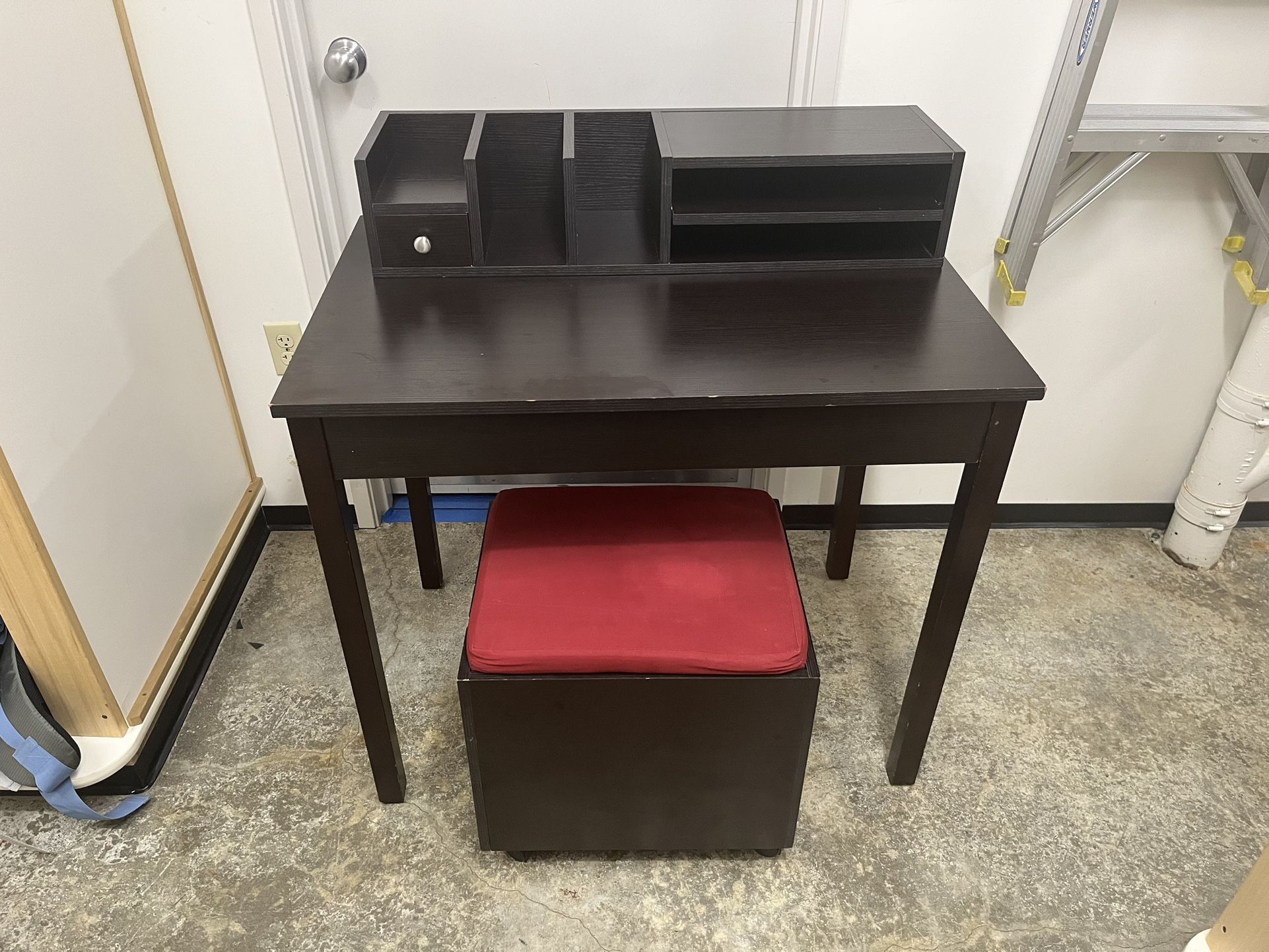 3 Piece Desk Set 