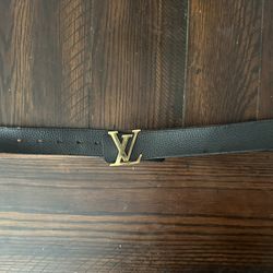 Authentic Louis Vuitton Belt For Sale .