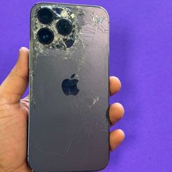 Samsung & iPhone Screen Covers 
