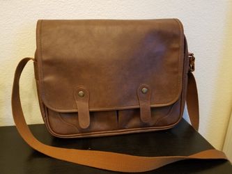 Duzign Rover Messenger Bag (Light Brown) for 13 Inch MacBook Air + Pocket for Apple iPad