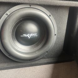 Skar Vxf 12 With Enclosure And 2000.1 Watt Skar Amp