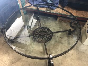 48” round cocktail table