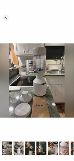 Brand new beast b10 mega hydration blender