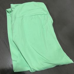 Like Green Lularoe Leggings 