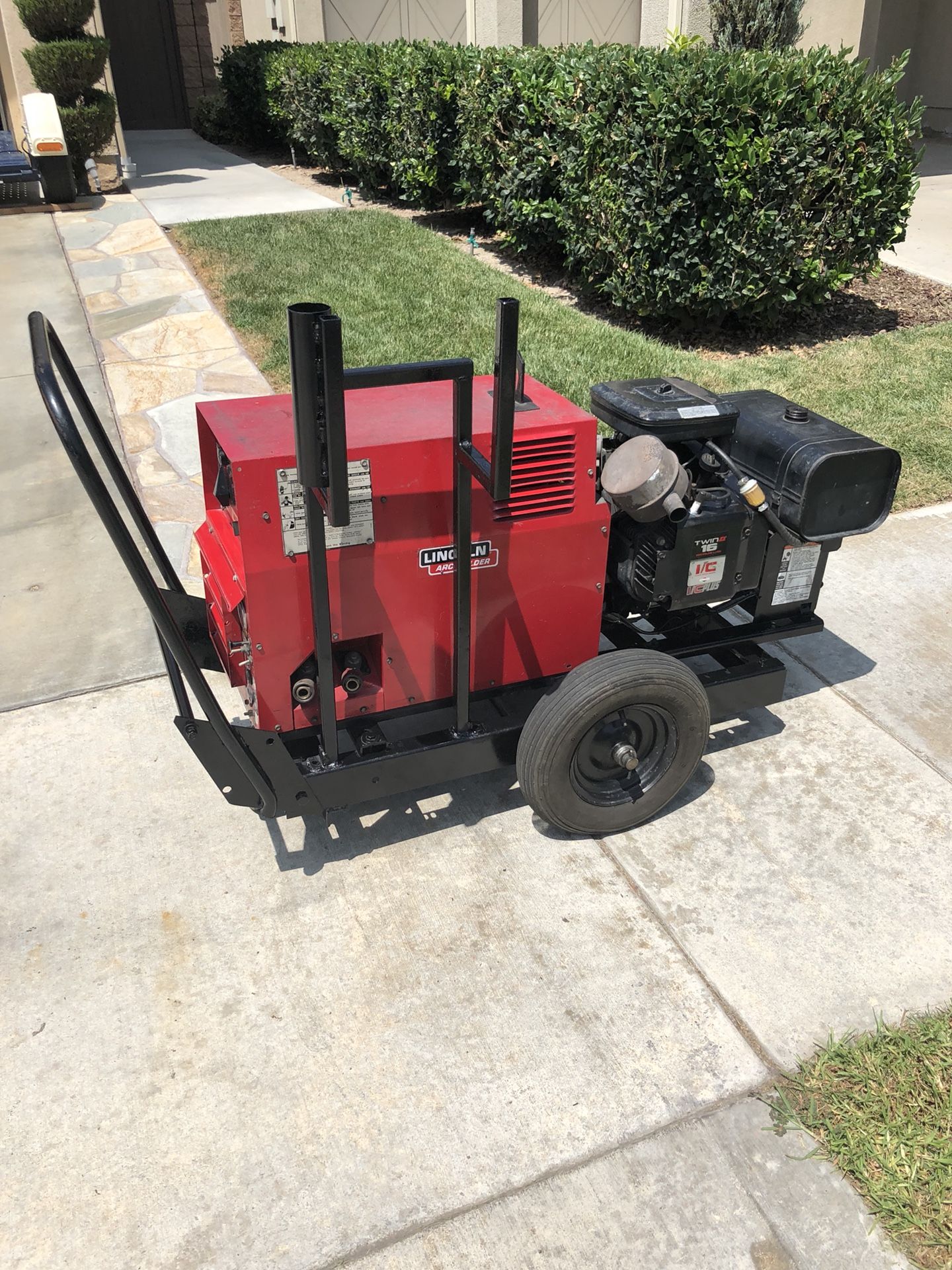 Welder - Lincoln Weldanpower 225 G7