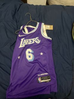 LeBron James Lakers Jersey Men’s XS