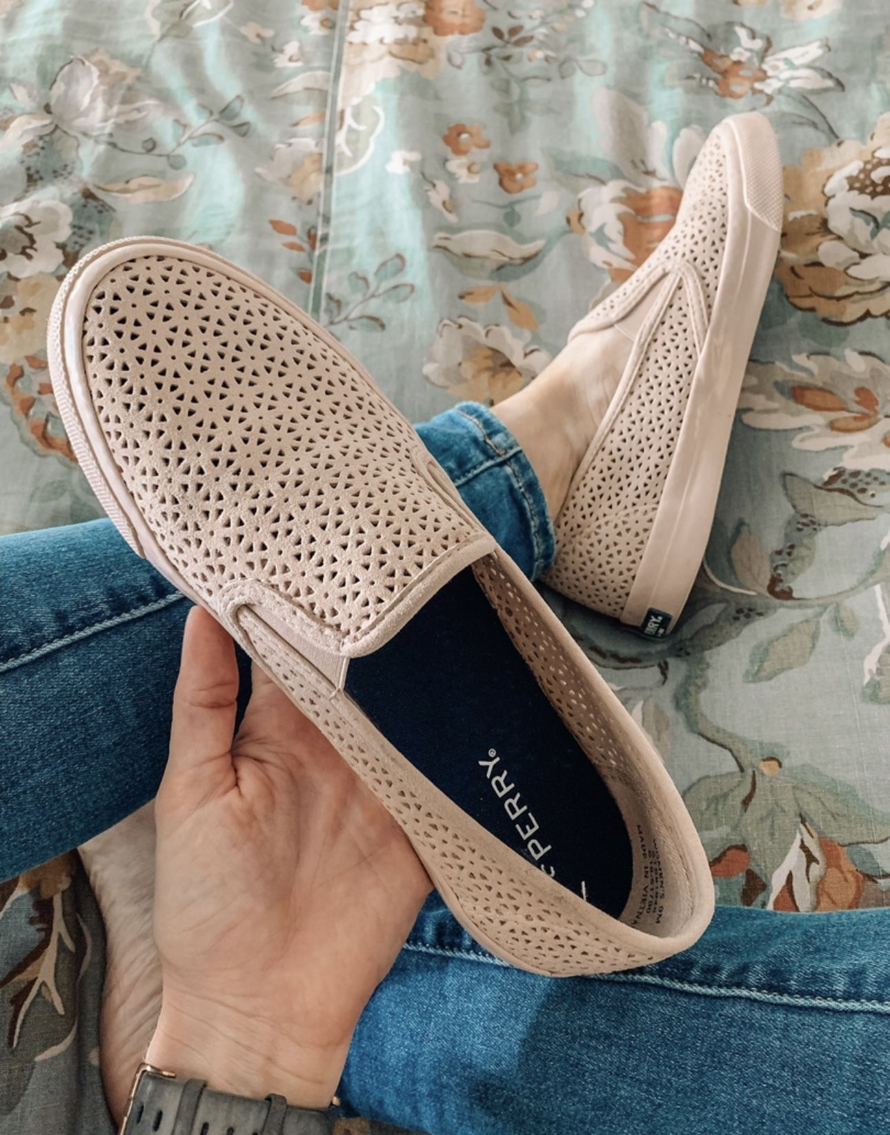 Sperry Women's Seaside Perforated Leather Slip-On Sneakers Size 8.5 Brand New No Box Rose Color